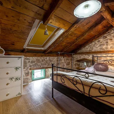 Parona Holiday Vakantiehuis